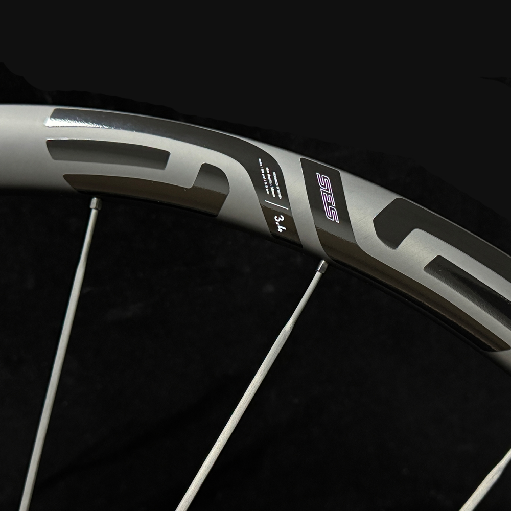 30mm 45mm 50mm Carbon Fahrrad  – Gravel Bike Wheelset Carbon 700C Bewertung und Preis